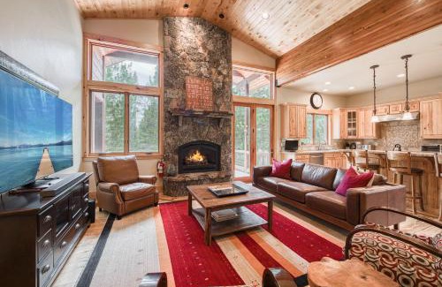 Truckee House | Truckee Timbers at Gray's Crossing by Tahoe Getaways - 4BR w Hot Tub, Ping Pong & EV