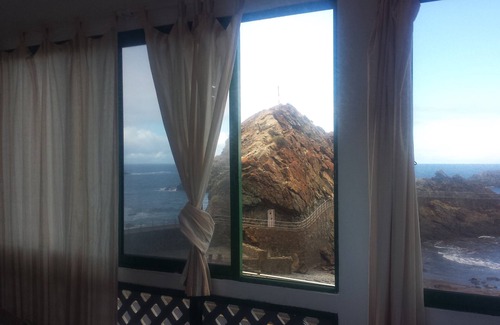 Santa Cruz de Tenerife Apartment | True 1st line of sea and trails of the hills of Anaga