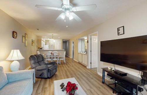 Pawleys Island Apartment | True Blue 1G