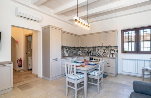 Ostuni Villa | Trullo Giuseppe by Rentbeat