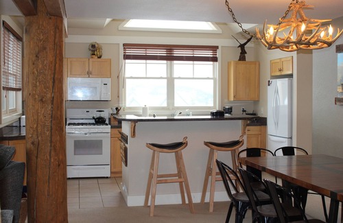 Saddle Ridge Condo | Truly Ski In/Ski Out Condo! Spacious- Sleeps 11! Great Mountain Views!
