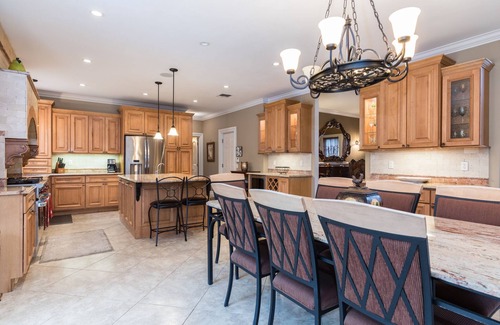 Southold House | Truly special! Huge North Fork Villa Great for multiple families- Walk to beach