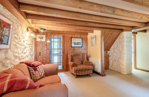 Dinas House | Tryfan Cottage
