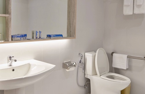 Barangay 76 Hotel | TRYP by Wyndham Mall of Asia Manila