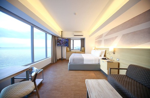 Barangay 76 Hotel | TRYP by Wyndham Mall of Asia Manila