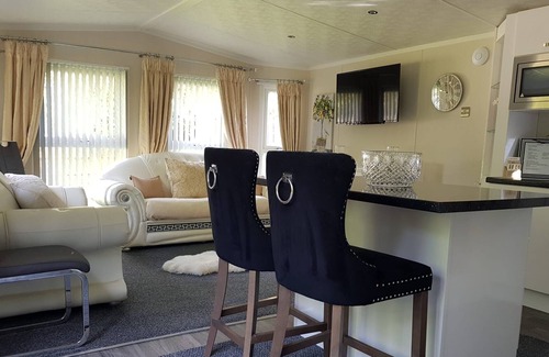 Denham House | Tsar polo is a private lodge with in its own private gated entrance