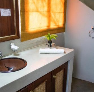 Hoedspruit Cabin | Tshukudu Game Lodge