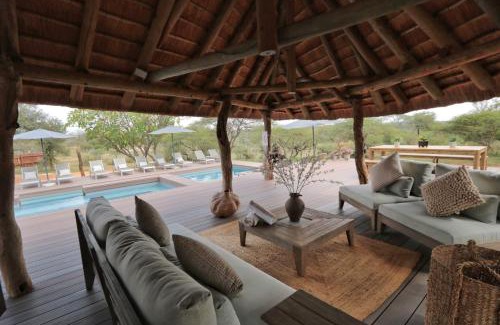 Hoedspruit Cabin | Tshukudu Game Lodge