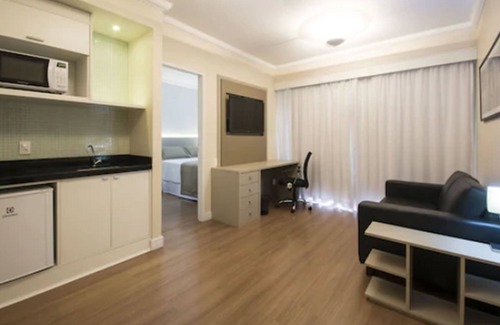 Indianopolis Hotel | Tsue The Palace Flat