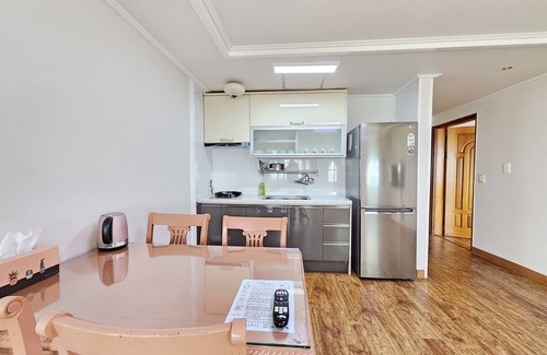 Namwon House | Tteuribada Pension