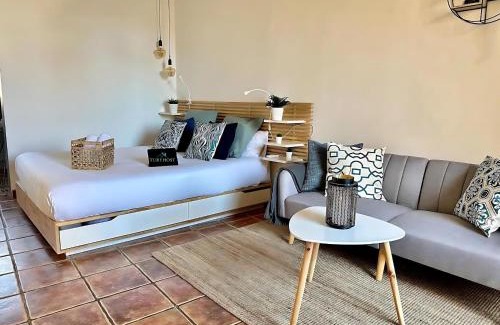 Poblenou Apartment | ツ Loft with Private Terrace 5 Minutes Walking from the Beach