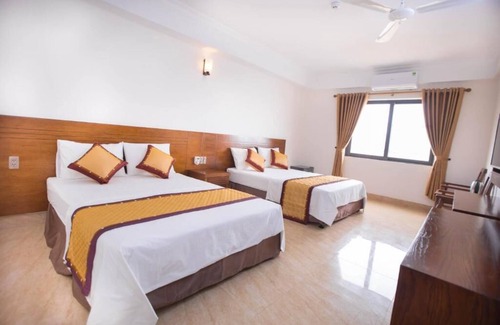 Hoang Hoa Hotel | Tu Phuong Hotel TH by Bay Luxury
