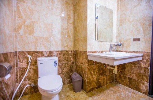 Hoang Hoa Hotel | Tu Phuong Hotel TH by Bay Luxury
