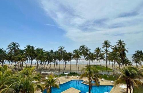Tucacas Apartment | Tucacas, Frente al Mar, Balcon, Piscina y Playa Privada