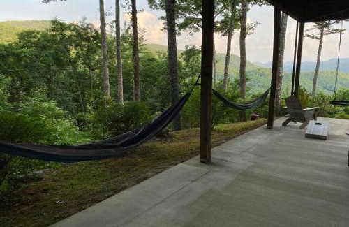 Tuckasegee House | Tuck'd Inn!