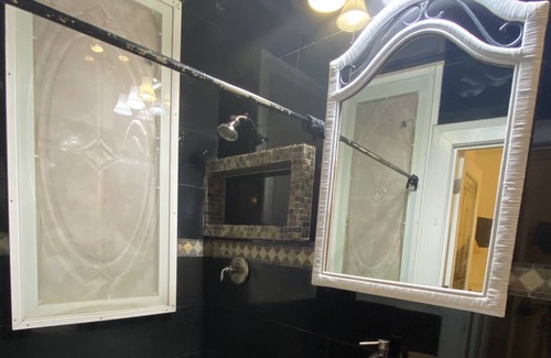 Montrose Apartment | Tucked Away in Montrose