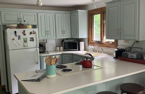 Fish Creek Cottage | Tucked Awayn3-bedroom Fish Creek cottage. Two miles from Peninsula State Park.