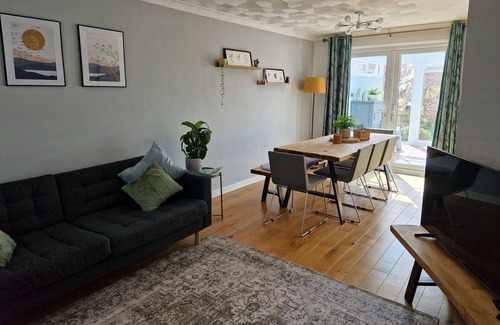 Southwick House | Tucked between the sea and the South Downs. Easy access to Brighton