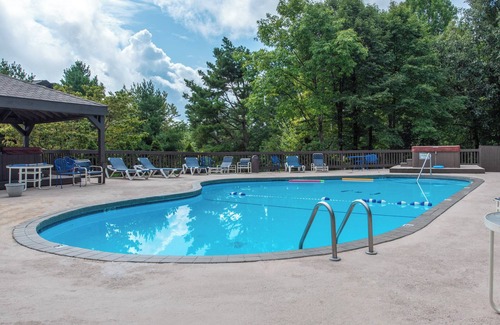 Chalet Village Condo | Tucked Inn 2101