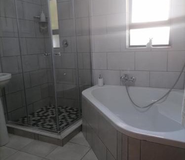 Kimberley House | Tucker House B&B