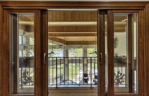 Blue Eye House | Tuckers Cove 7 Bedroom Home by RedAwning
