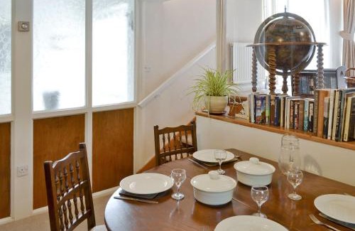 Constantine House | Tucstan