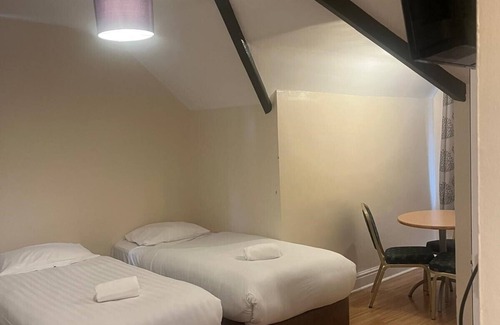 Nottingham Hotel | Tudor House Hotel