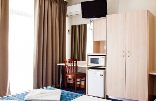 Hamilton Hotel | Tudor Inn Newcastle