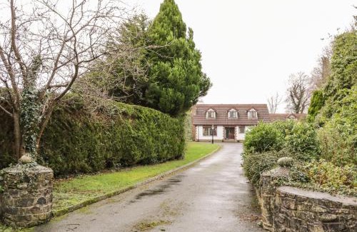 Bryansford House | Tudor Lodge