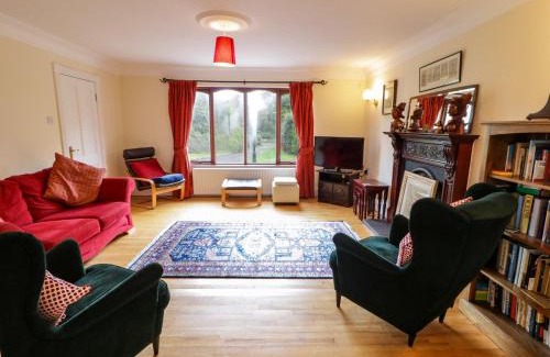 Bryansford House | Tudor Lodge