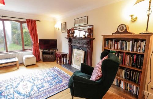 Bryansford House | Tudor Lodge