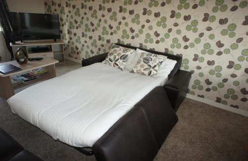 Niddrie Apartment | Tudsbery House Near Edinburgh Royal Infirmary - Elforma - Tudsbery House