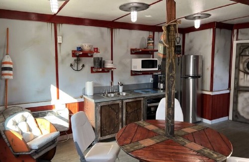 Bayfield Cabin | Tug Boat- Deluxe Cabin #4 on map