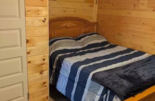 South Rutland House | Tug Hill, Fisherman's Paradise, Rural and Quiet