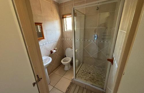 Brandwag House | Tukha Guesthouse