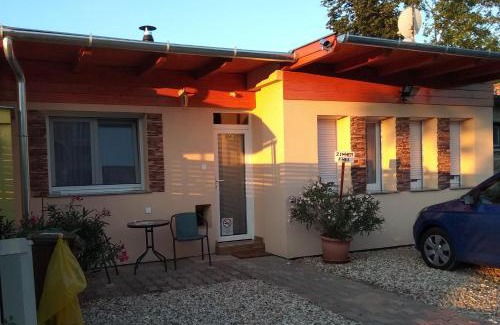 Bukfurdo House | Tulipán Apartmanház
