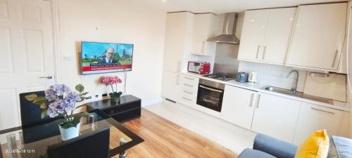 Addison Apartment | Tulip 5 Top Floor at Hammersmith