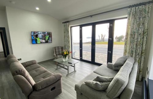 Enniskillen House | Tullybay Holiday Lodges
