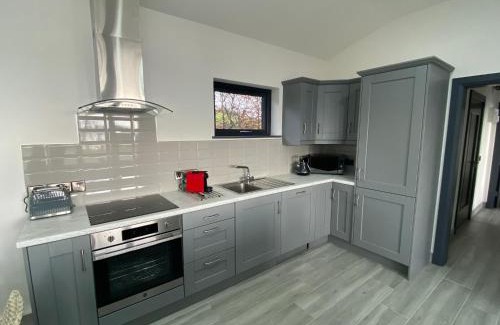 Enniskillen House | Tullybay Holiday Lodges