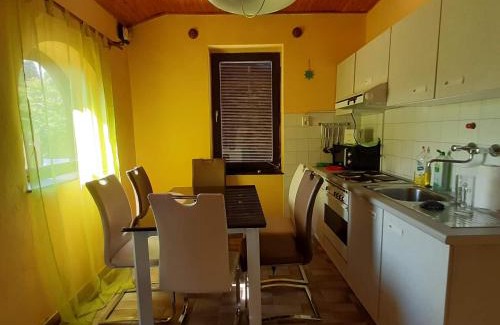 Balatonbereny Apartment | Tulman Villa