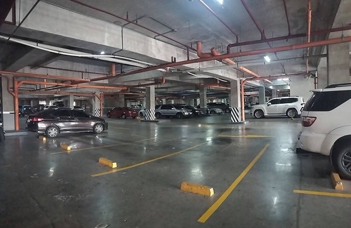 South Triangle Condo | Tum's Mplace Staycation 15th Floor Tower D