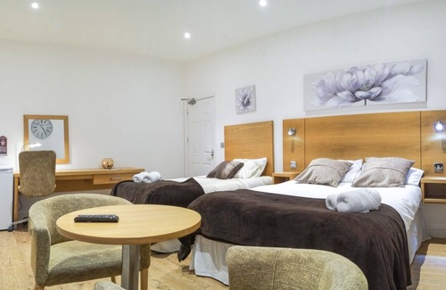 Boston House | Tunnard House