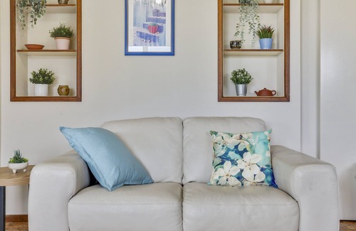 Tura Beach Cabin | Tura Vista - Pet Friendly