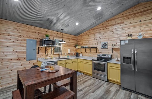 Fort Payne Cabin | Turkey Trot