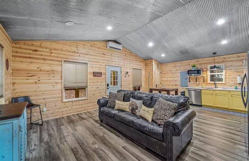 Fort Payne Cabin | Turkey Trot