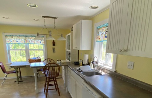 Arnot House | Turn of the Century Farmhouse- 6 miles from Wellsboro
