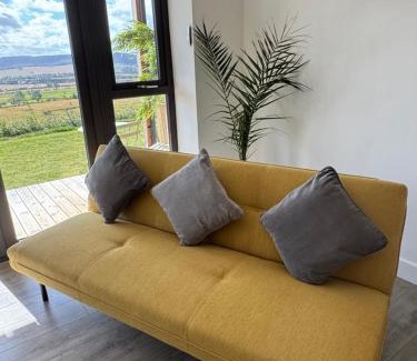 Glanton Apartment | Turnpike House
