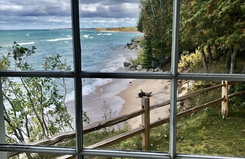 Harbor Springs Cottage | Turquoise Beach - Lake Michigan Cottage