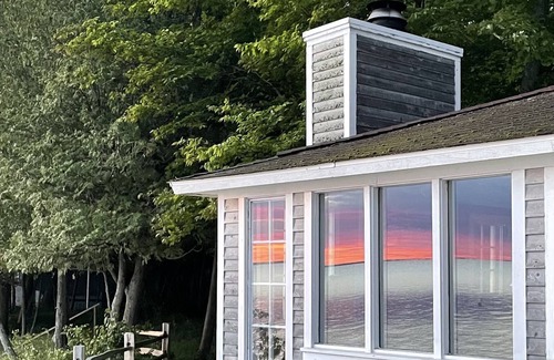 Harbor Springs Cottage | Turquoise Beach - Lake Michigan Cottage