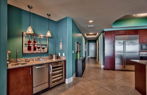 Orange Beach Condo | Turquoise Place Cat's Meow has the IT factor, makes everyone Purr! C2007